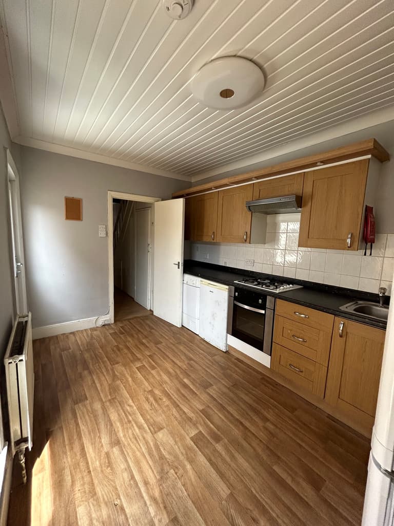 Milton Road, The Polygon, Southampton, SO15 2HR Milton Road, The Polygon, Southampton, SO15 2HR