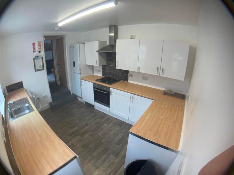 Broadlands Road, Highfield, Southampton, SO17 3AQ