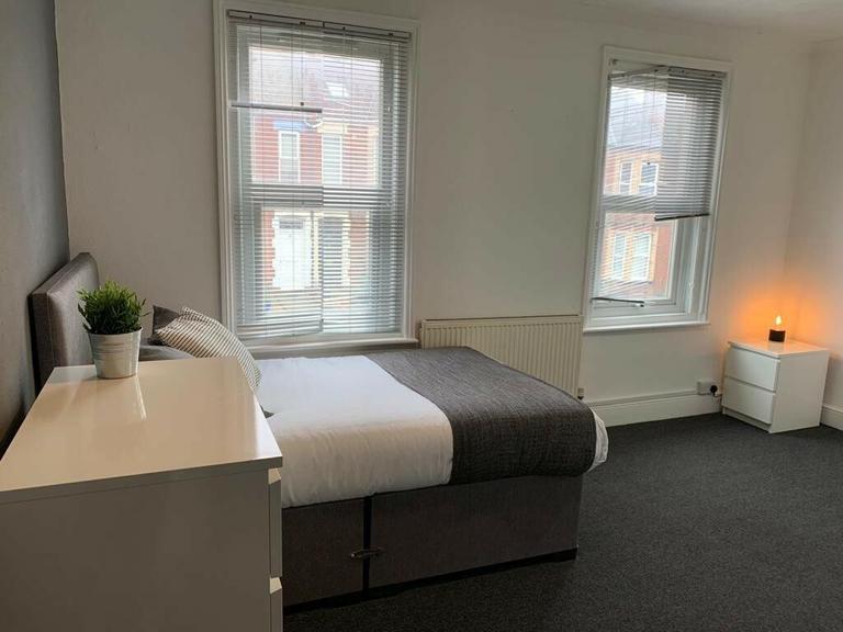 Pinhoe Road, Mount Pleasant, Exeter, EX4 7HS