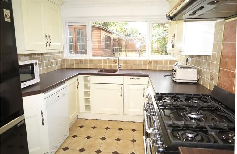 4 bedroom house for rent The Chantrys, Surrey, GU9 7AJ UniHomes