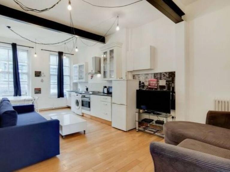 2 bedroom apartment for rent Hatton Wall, London, EC1N 8JJ UniHomes
