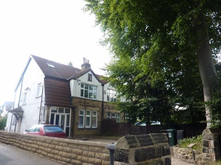 2 bedroom house for rent Otley Road, Leeds, LS6 3QG UniHomes