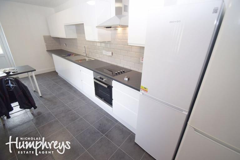 12 bedroom house for rent King Street, Keele, ST5 1EN UniHomes