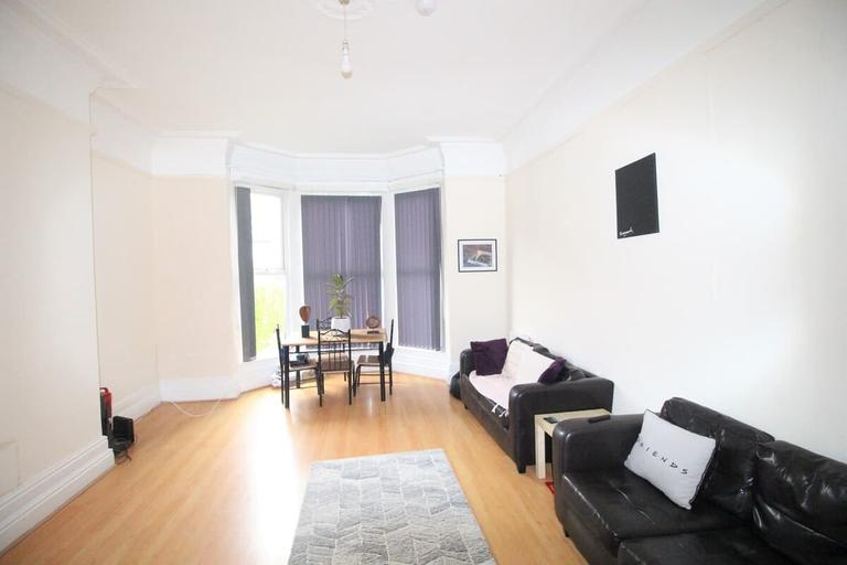 2 bedroom apartment for rent Kelso Road Ground Floor Flat, Leeds, LS2