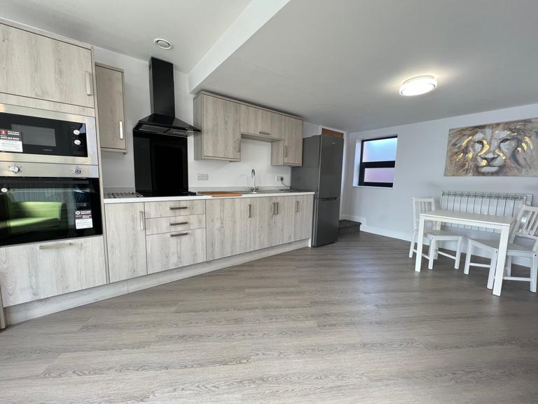 4 bedroom apartment for rent Canning Circus, Nottingham, NG7 3NE UniHomes