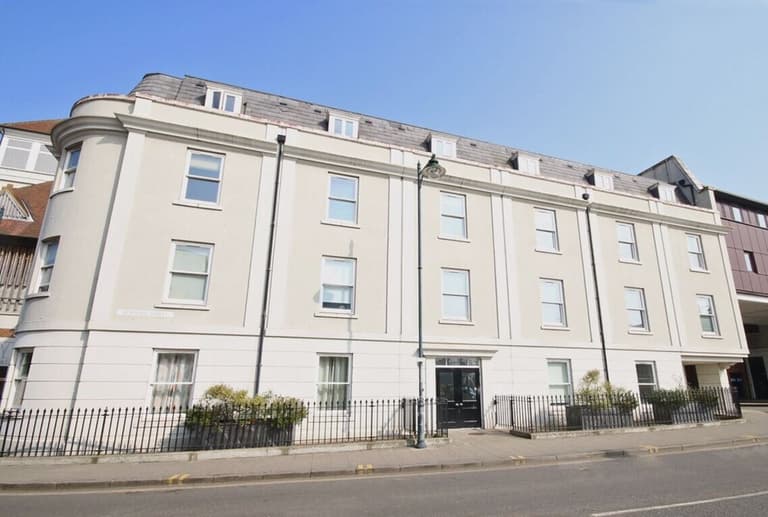 2 bedroom apartment for rent Riding gate, Canterbury, CT1 2TN UniHomes