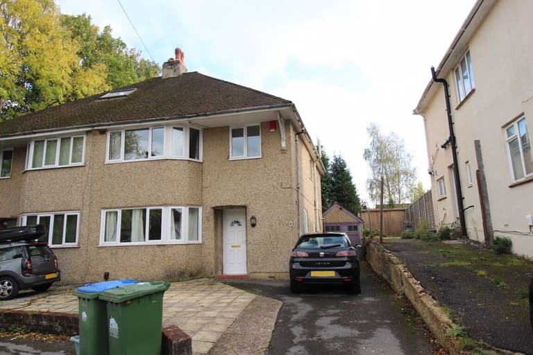 4 bedroom house for rent Grosvenor Close, Southampton, SO17 1RR UniHomes