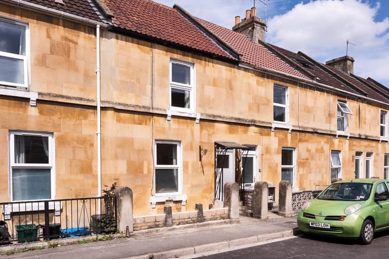4 bedroom house for rent Landseer Road, Bath, BA2 1DX UniHomes